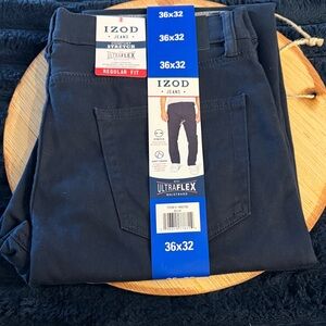 Izod Men's Navy Straight Jeans